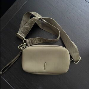 Thacker neoprene Crossbody Bag with Adjustable Strap